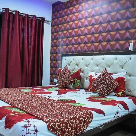 Hotel Dilip Indore Eksteriør bilde