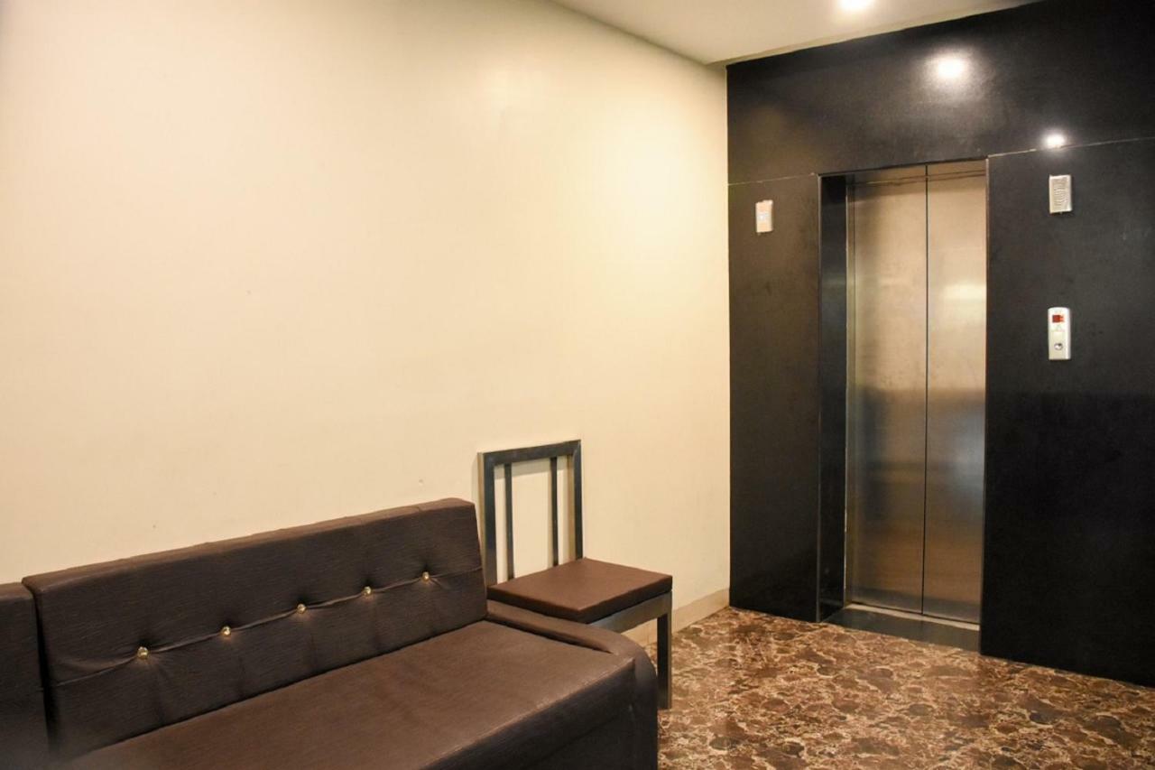Hotel Dilip Indore Eksteriør bilde